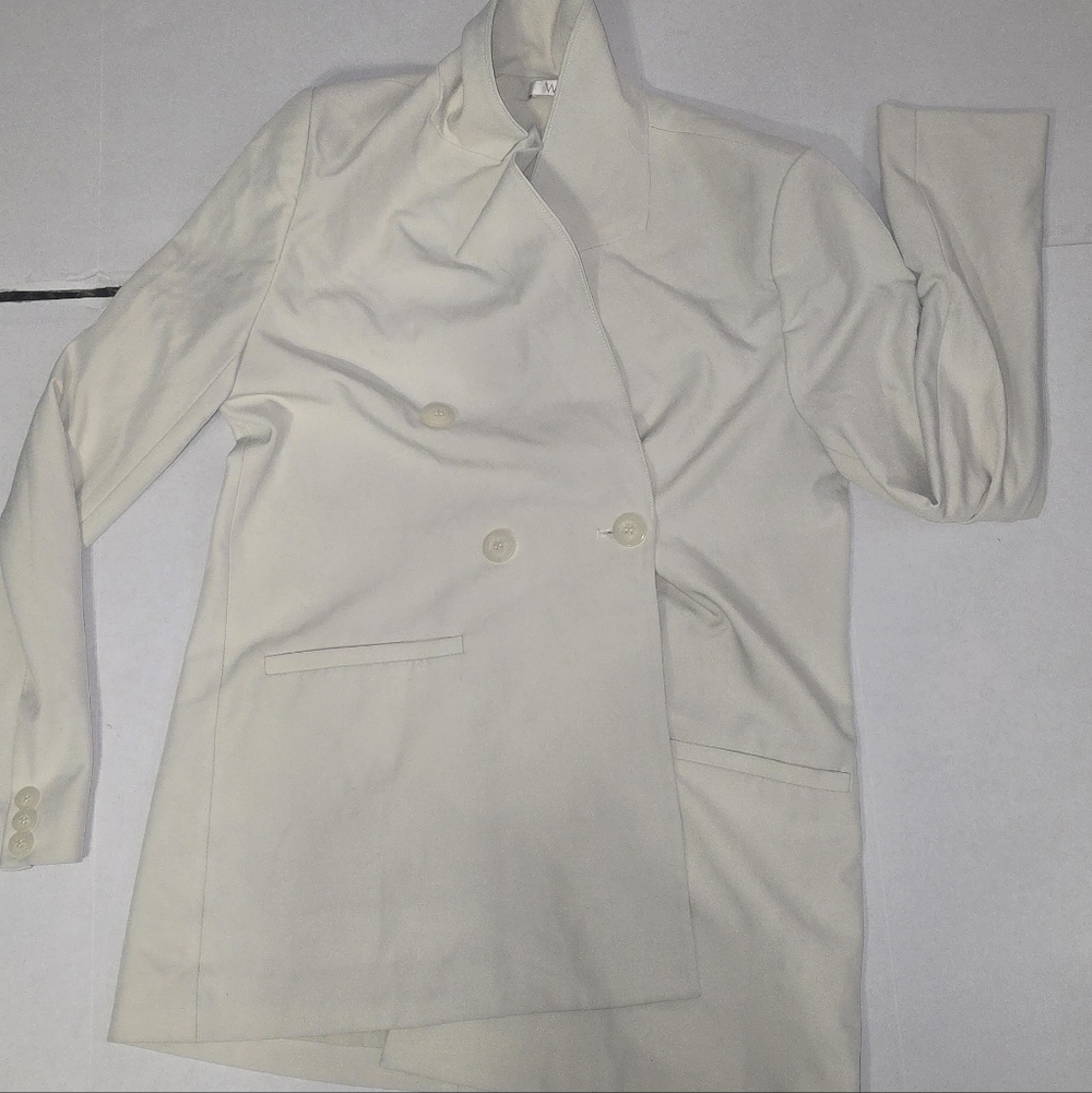 Wayf Cream Double-Breasted Blazer